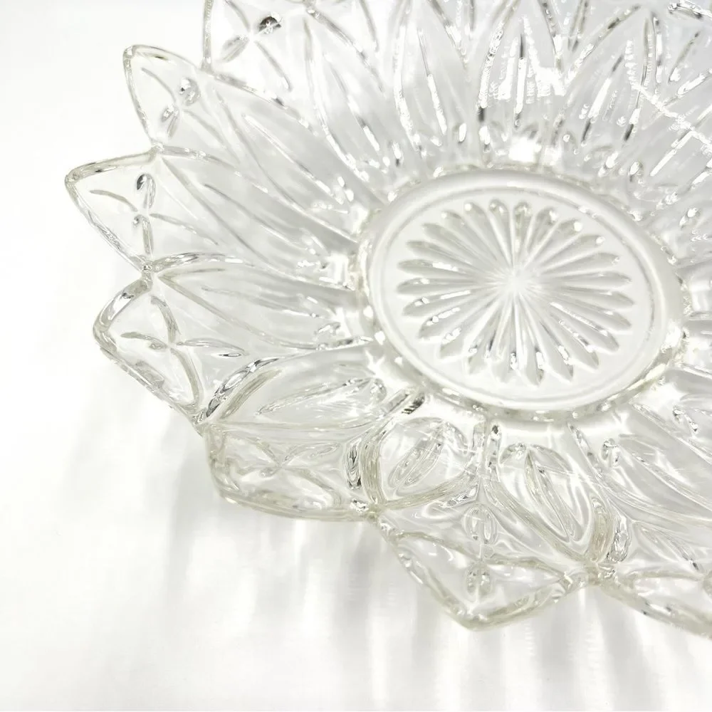 Vintage Federal Cut Glass Dish Bowl Sun Flower Sunflower Petal Starburst Pattern